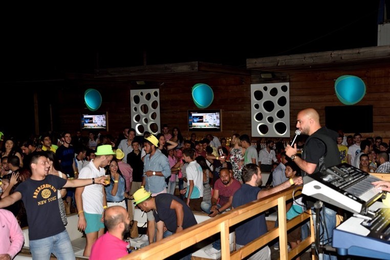 Seas the night party